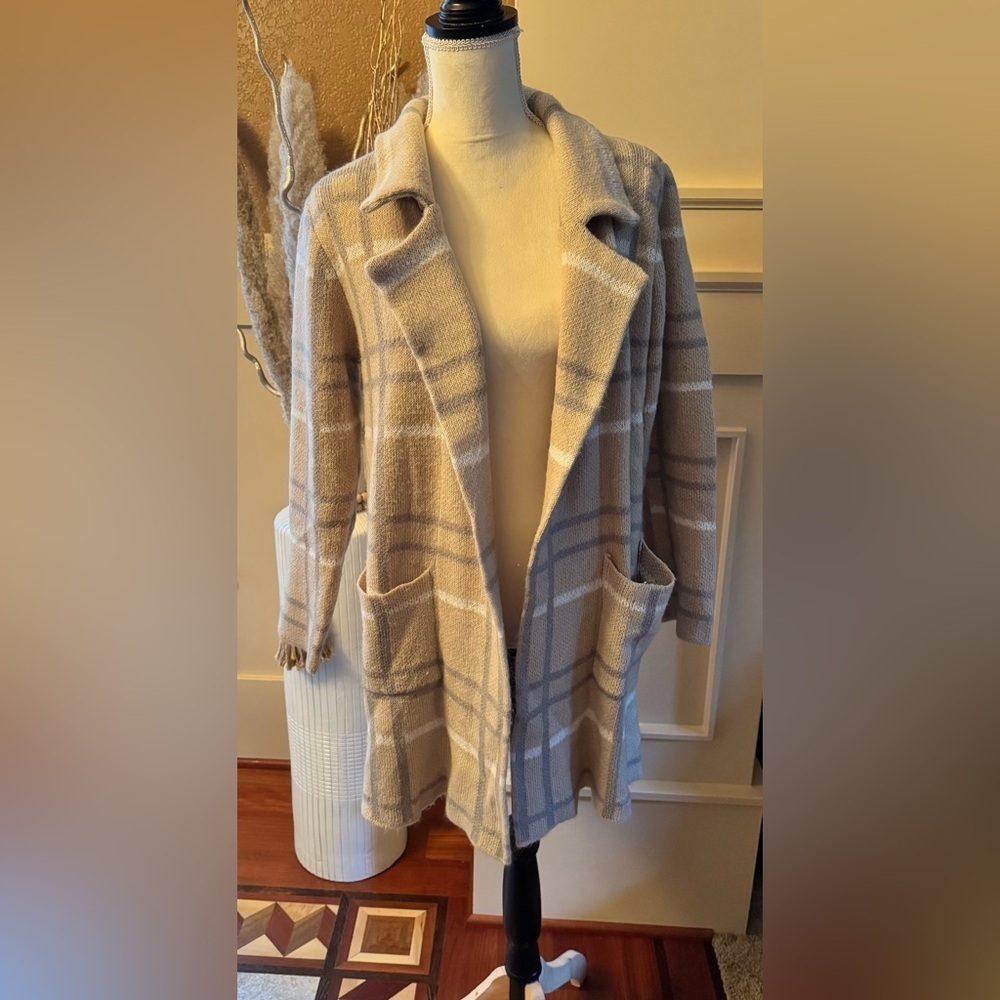 Cozy Plaid Open Front Cardigan Women’s